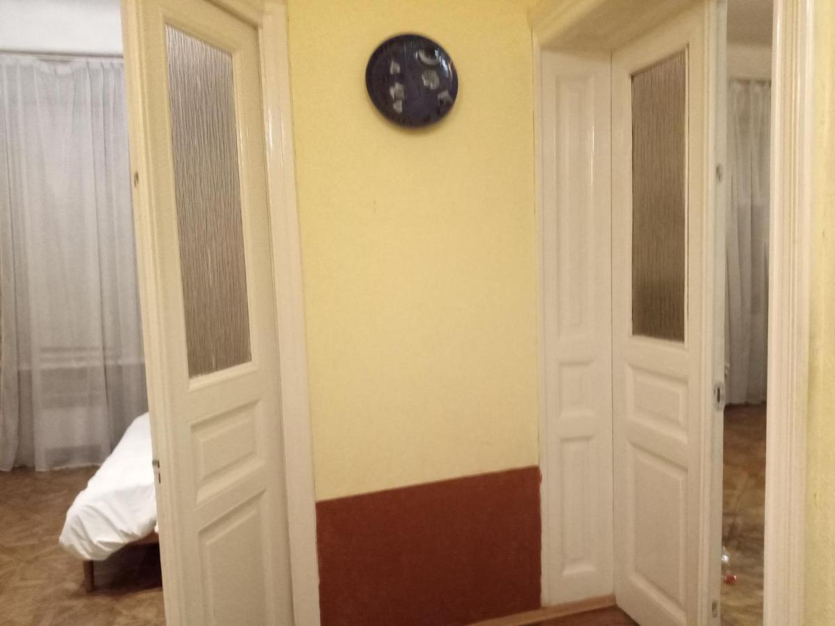Apartmán Lviv Of Open Hearts Exteriér fotografie